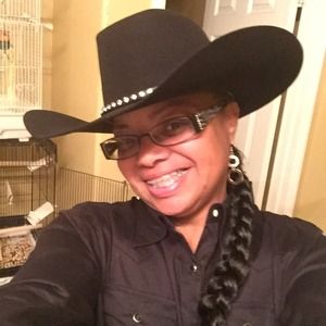 Meet your Posher, Annazette